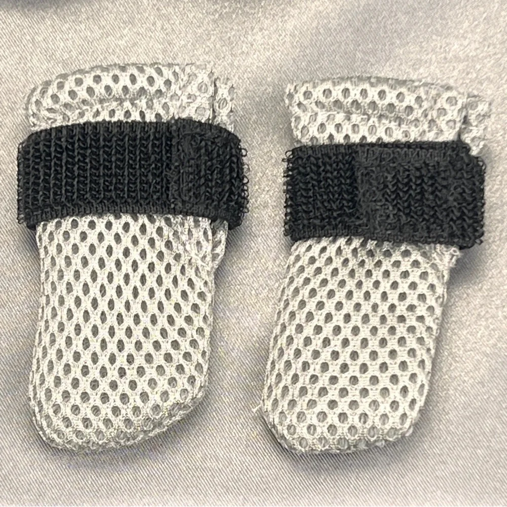 4 PCS Cat Mittens XS Gray Bootie Prevent Scratching Mesh Breathable Kitten Shoes
